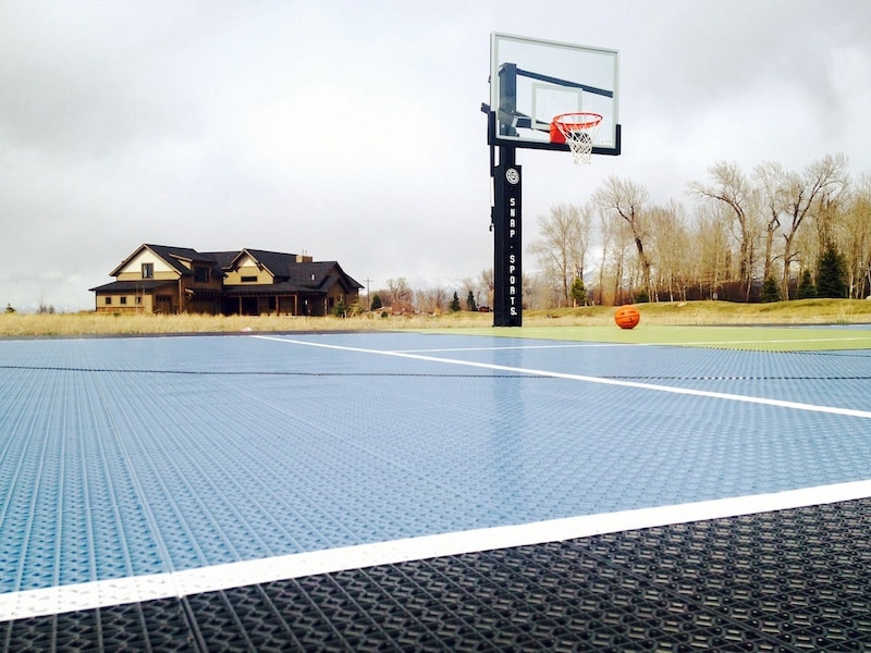 Custom backyard Game Courts in Tennessee